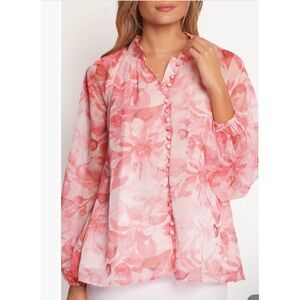 NEW Petal & Pup Marni Print Top
Color: Pink Floral Sz Medium